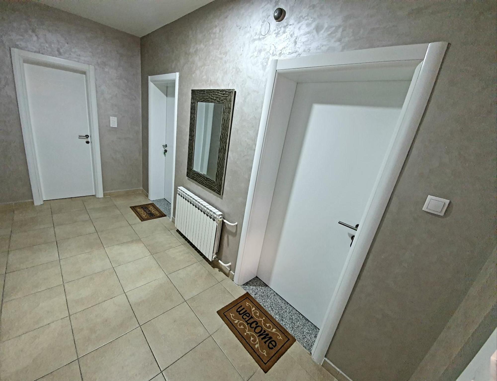 Gradiska Na Savi Apartmani I Sobe Room photo